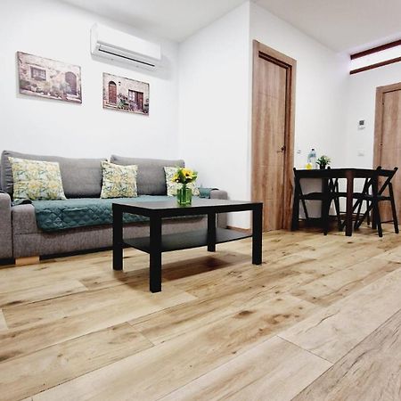 Almendrales Apartman Madrid Kültér fotó