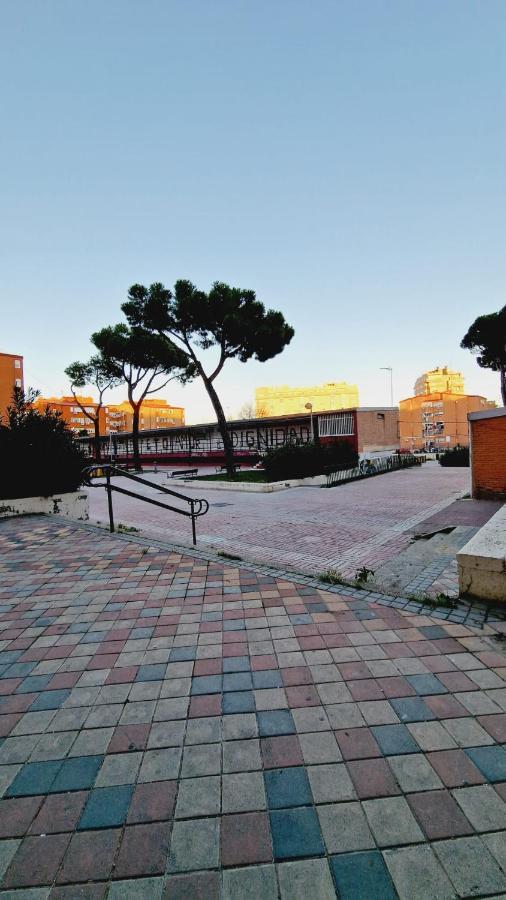 Almendrales Apartman Madrid Kültér fotó